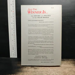 And the Winner Is...The History and Politics of the Oscar Awards - Emanuel Levy รูปที่ 2