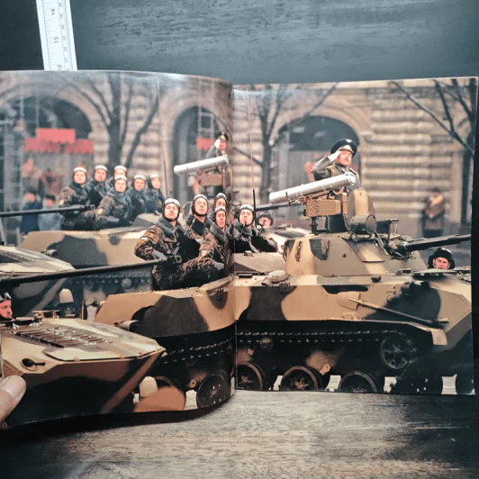 USSR The Collapse of an Empire - Carroll Shing, Liu Heung รูปที่ 7