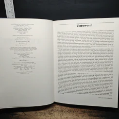 Oxford Illustrated Encyclopedia of The Arts รูปที่ 6