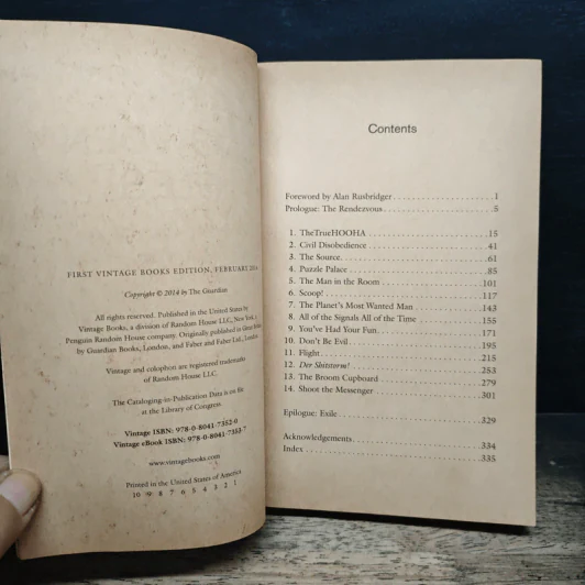 The Snowden Files - Luck Harding รูปที่ 6