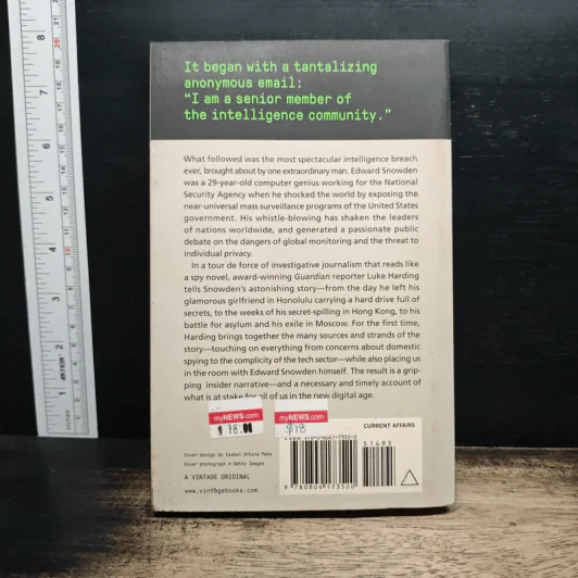 The Snowden Files - Luck Harding รูปที่ 2