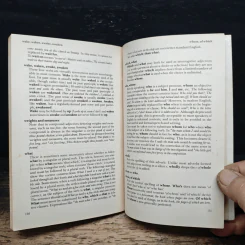 Times-Chambers Guide to Good English - George W. Davidson รูปที่ 9