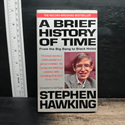 A Brief History of Time - Stephen Hawking