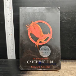 The Hunger Games Catching Fire - Suzanne Collins รูปที่ 1
