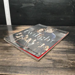 Twilight: The Complete Illustrated Movie Companion - Mark Cotta Vaz รูปที่ 4