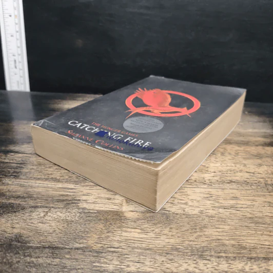 The Hunger Games Catching Fire - Suzanne Collins รูปที่ 4