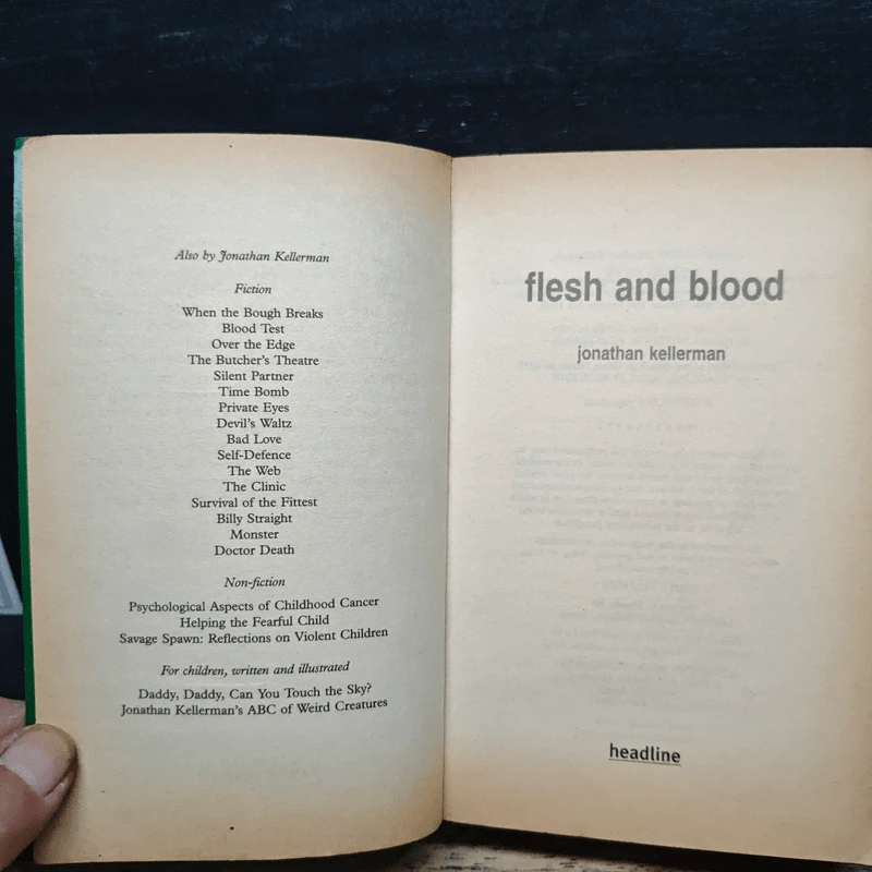 Flesh and Blood - Jonathan Kellerman รูปที่ 6