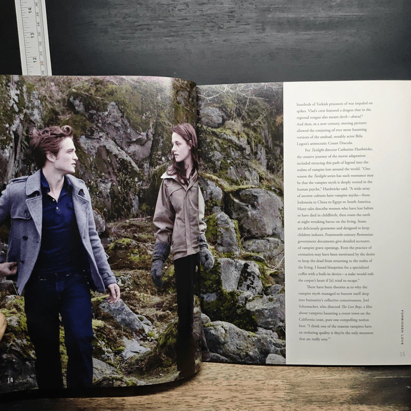 Twilight: The Complete Illustrated Movie Companion - Mark Cotta Vaz รูปที่ 9