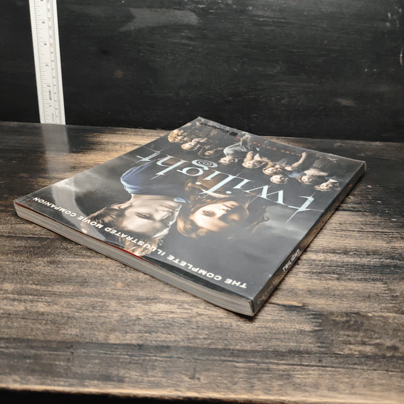 Twilight: The Complete Illustrated Movie Companion - Mark Cotta Vaz รูปที่ 5
