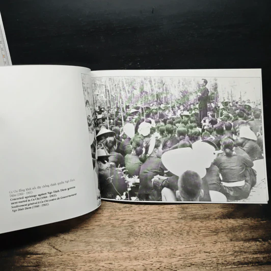 The Document Album of Cu Chi L'album Documentaire De Cu Chi 1960-1975 รูปที่ 9