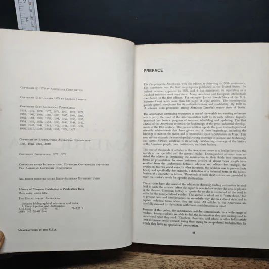 Encyclopedia Americana Vol.1 รูปที่ 7