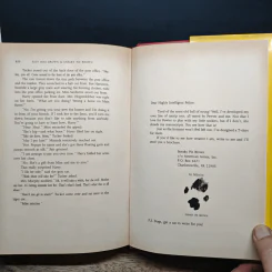 Rita Mae Brown: Three Mrs. Murphy Mysteries: Wish You Were Here, Rest in Pieces, Murder at Monticello - Rita Mae Brown รูปที่ 8