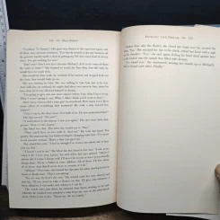 Daring to Dream, Holding the Dream, Finding the Dream - Nora Roberts รูปที่ 9