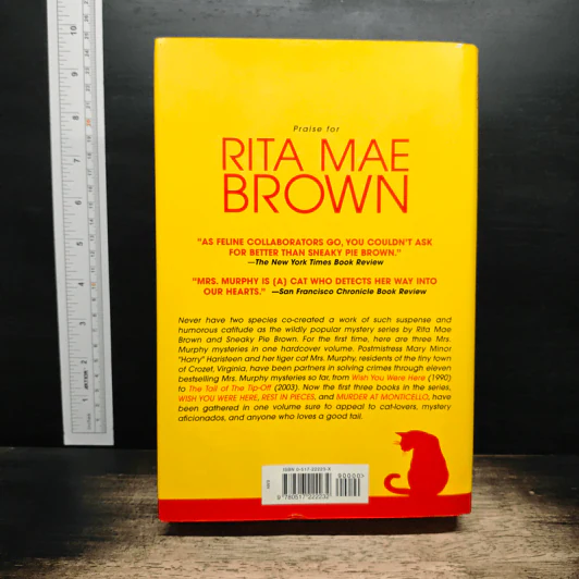 Rita Mae Brown: Three Mrs. Murphy Mysteries: Wish You Were Here, Rest in Pieces, Murder at Monticello - Rita Mae Brown รูปที่ 2