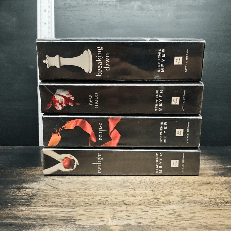 The Twilight Saga 4 Books Twilight + Eclipse + New Moon + Breaking Dawn - Stephenie Meyer รูปที่ 2