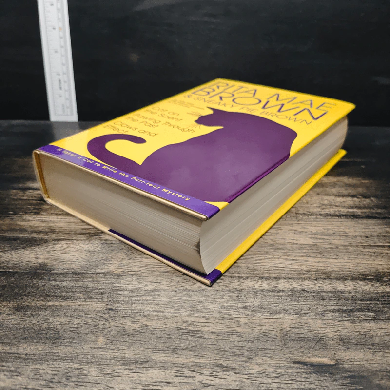 Rita Mae Brown:The Third Three Mrs. Murphy Mysteries in One Volume: Cat on the Scent; Pawing Through the Past; Claws and Effect รูปที่ 4