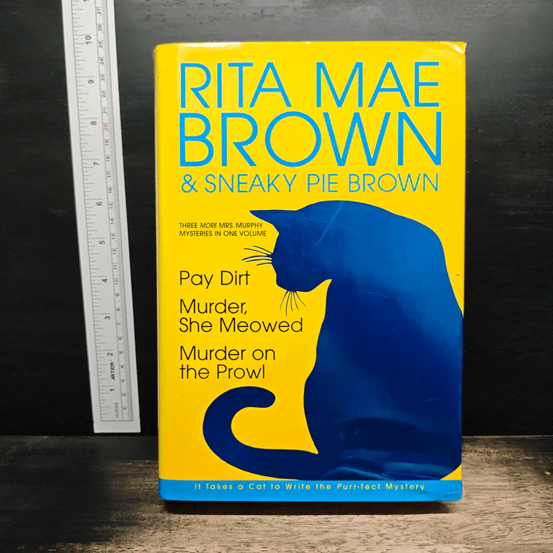 Rita Mae Brown:Three More Mrs. Murphy Mysteries in One Volume: Pay Dirt; Murder, She Meowed; and Murder on the Prowl รูปที่ 1