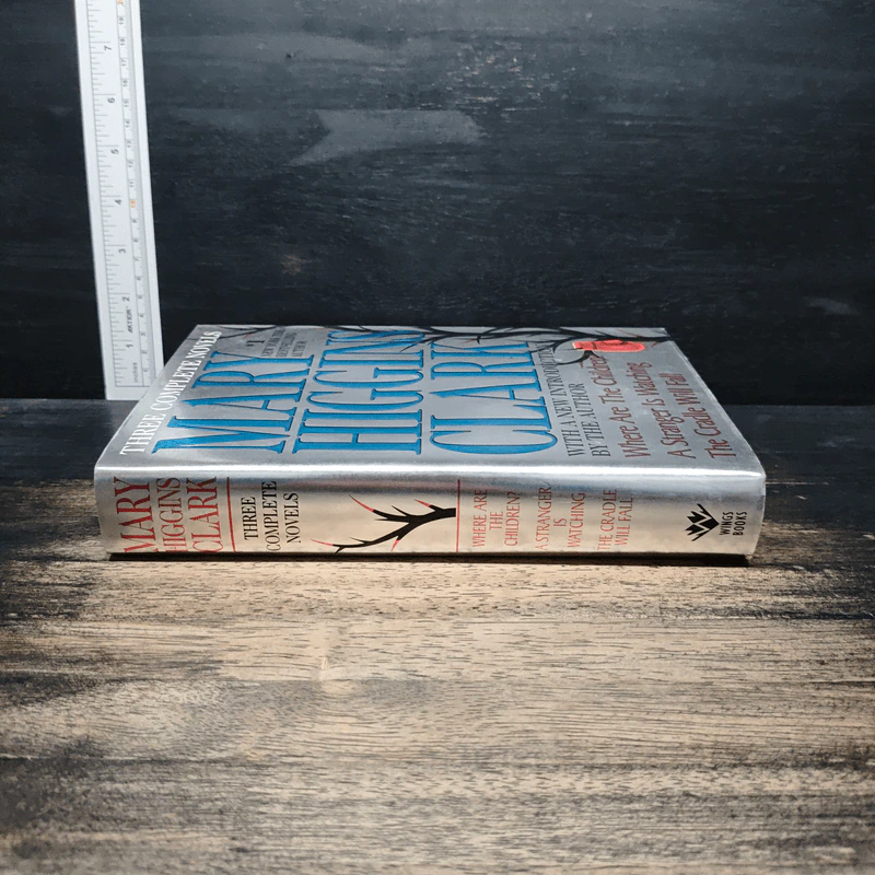 Three Complete Novels - Mary Higgins Clark รูปที่ 3