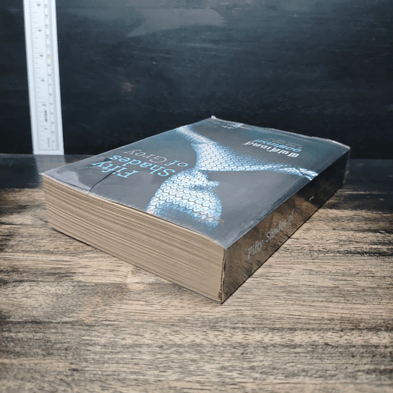 Fifty Shades of Grey ฟิฟตี้ เชดส์ ออฟเกรย์ เล่ม 1 รูปที่ 5