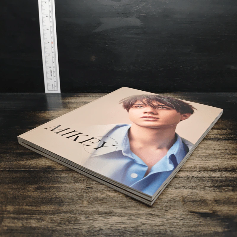 Photo Book Mikey One fine day รูปที่ 4