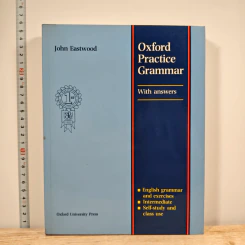 Oxford Practice Grammar with answers - John Eastwood