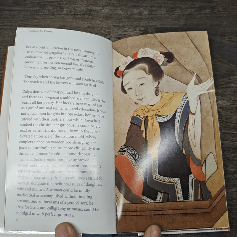 Adorning the Empress - May Holdsworth รูปที่ 7