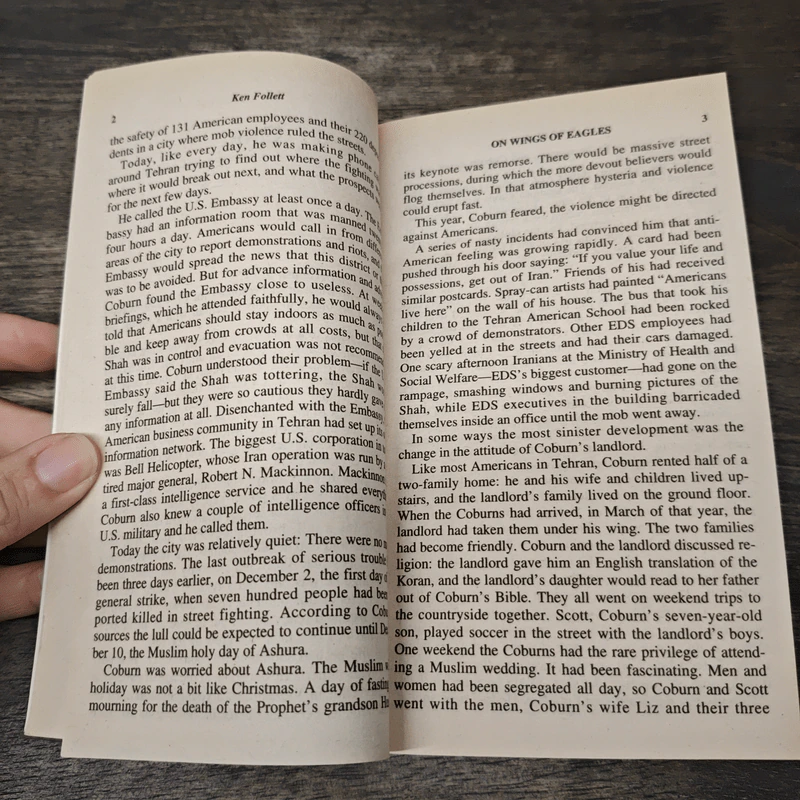On Wings of Eagles - Ken Follett รูปที่ 7