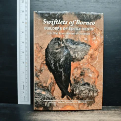 Swiftlets of Borneo: Builders of Edible Nests - Lim Chan Koon รูปที่ 1