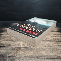 Red Bones - Ann Cleeves รูปที่ 4