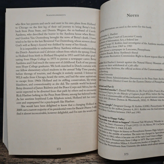 Murder in the Stacks - DAVID DeKOK รูปที่ 9