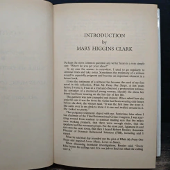 Three New York Times Bestselling Novels - Mary Higgins Clark รูปที่ 7
