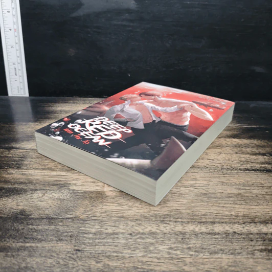 Deep Red Ocean ฉลามร้อนรัก - Avery Pie รูปที่ 4