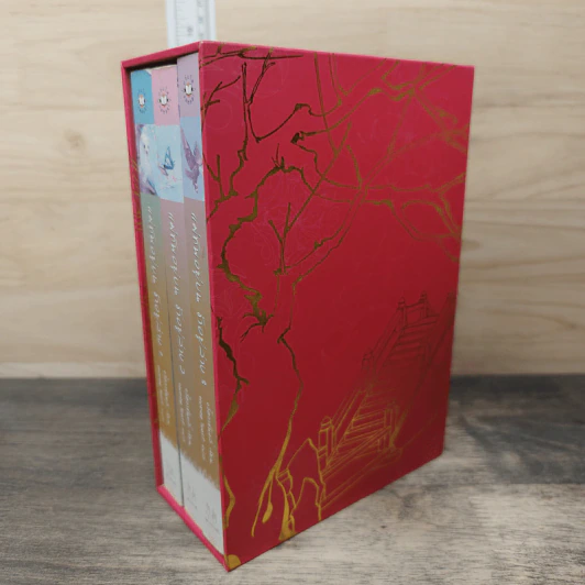 Box Set แม่ทัพอยู่บน ข้าอยู่ล่าง 3 เล่มจบ - จวี๋ฮวาซั่นหลี่ รูปที่ 2