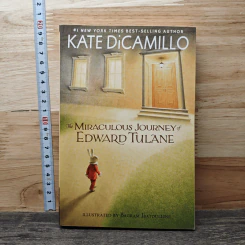 The Miraculous Journey of Edward Tulane - Kate DiCamillo