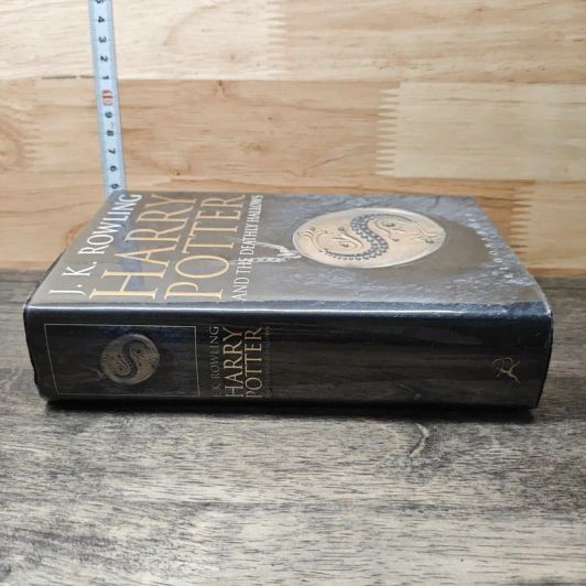 Harry Potter and the Deathly Hallows - J.K.Rowling รูปที่ 2