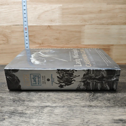 The Dark Artifices Lady Midnight - Cassandra Clare รูปที่ 2