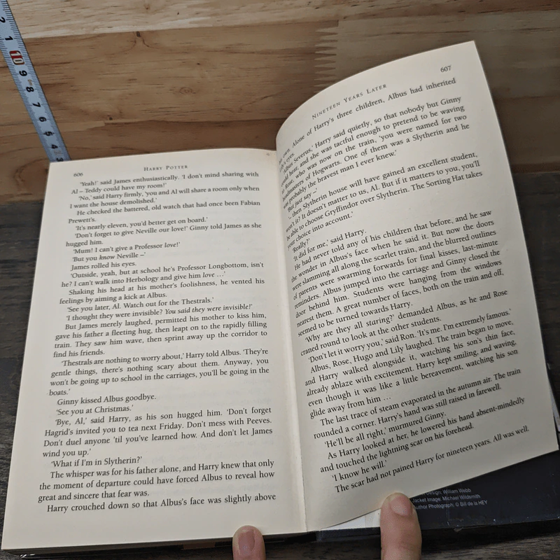 Harry Potter and the Deathly Hallows - J.K.Rowling รูปที่ 8