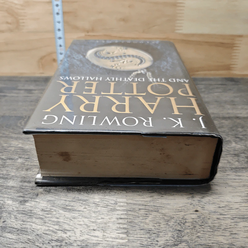 Harry Potter and the Deathly Hallows - J.K.Rowling รูปที่ 4