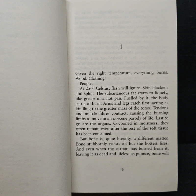 Written in Bone - Simon Beckett รูปที่ 7