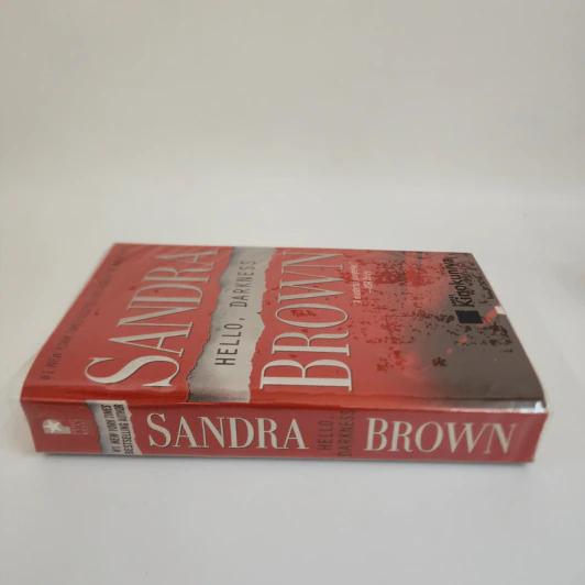 Hello, Darkness - Sandra Brown รูปที่ 3