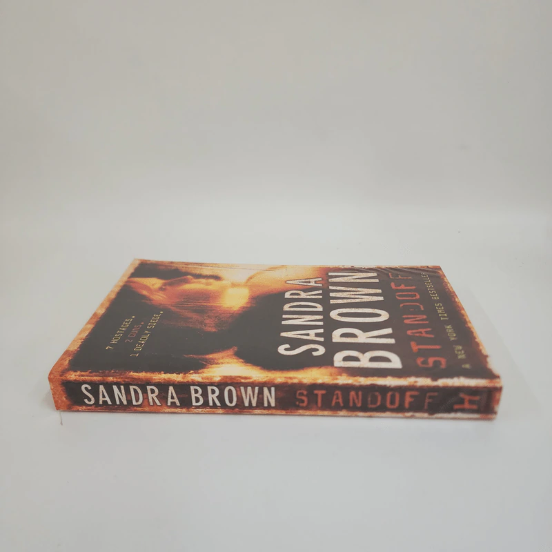 Standoff - Sandra Brown รูปที่ 3