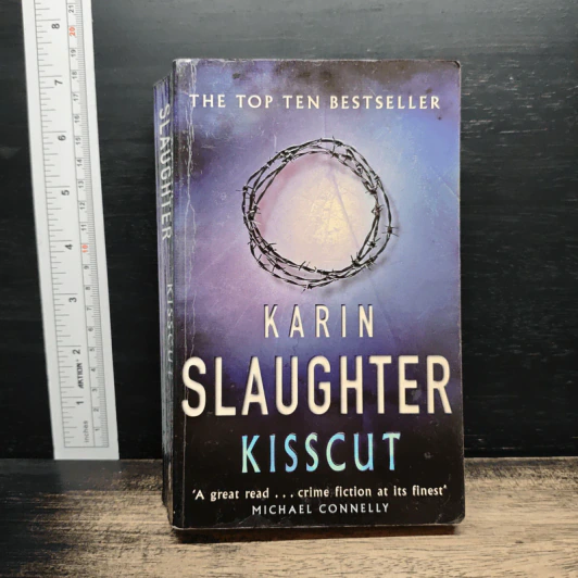 Kisscut - Karin Slaughter รูปที่ 1