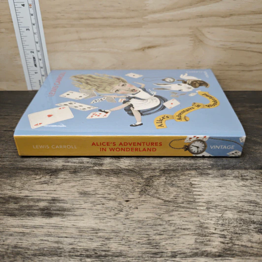 Alice's Adventures in Wonderland - Lewis Carroll รูปที่ 2