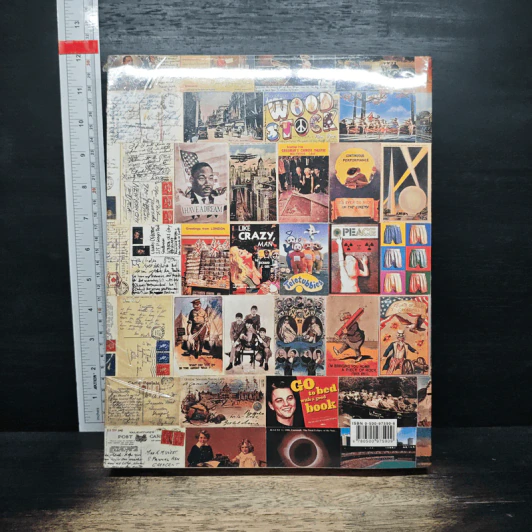 The Postcard Century: 2000 Cards and Their Messages - Tom Phillips รูปที่ 2