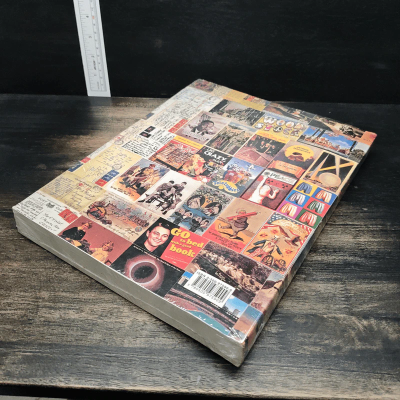 The Postcard Century: 2000 Cards and Their Messages - Tom Phillips รูปที่ 6