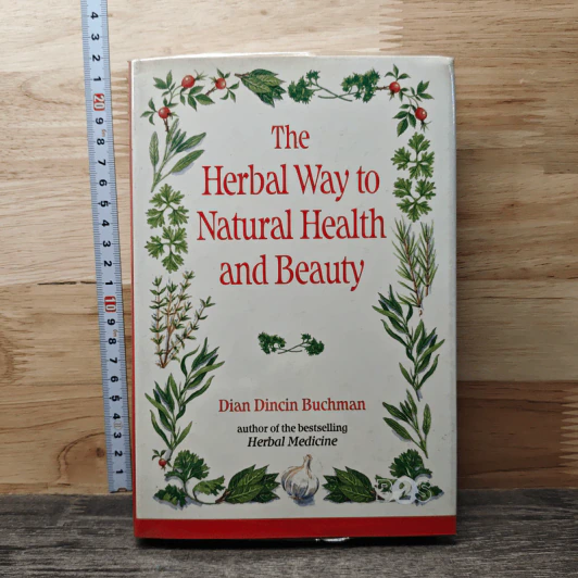 The Herbal Way to Natural Health and Beauty - Dian Dincin Buchman รูปที่ 1