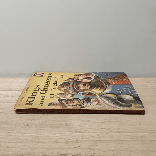 Kings and Queens of England Book 1 รูปที่ 2