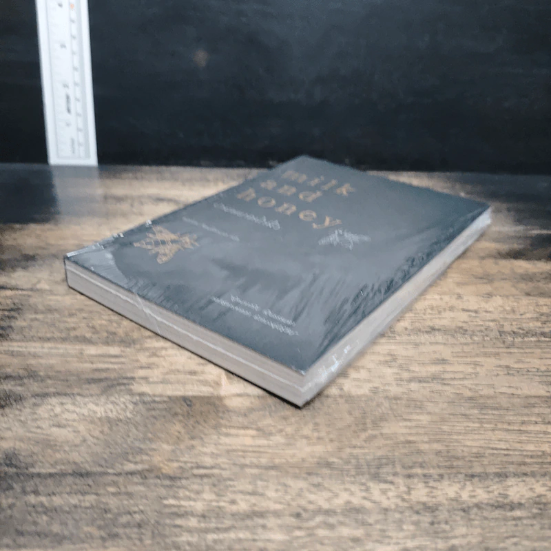 ปานหยาดน้ำผึ้ง : Milk and Honey - Rupi Kaur (รูปี กอร์) รูปที่ 4