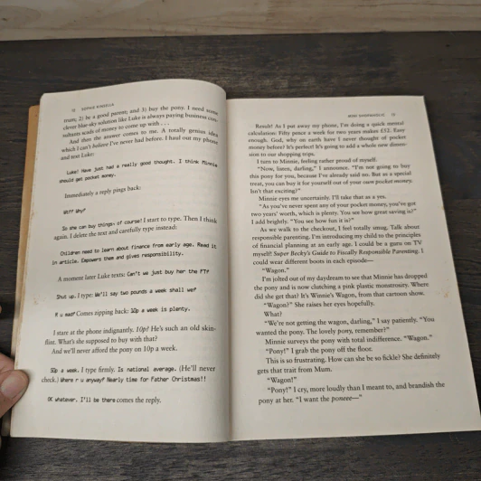 Mini Shopaholic - Sophie Kinsella รูปที่ 7