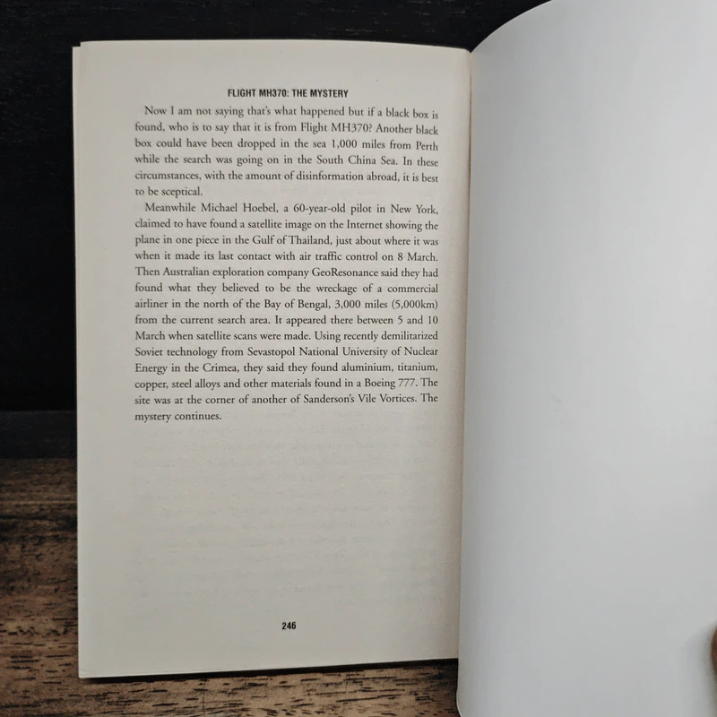 Flight MH370: The Mystery - Nigel Cawthorne รูปที่ 9
